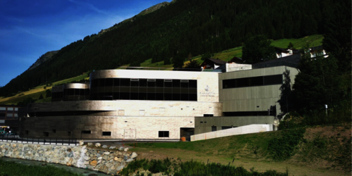 Außenaufnahme der Therme Ischgl 