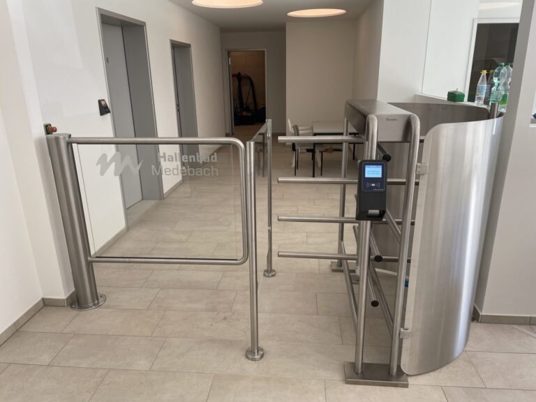 Mehr über den Artikel erfahren Hallenbad Medebach feiert Wiedereröffnung mit entervo-access als Partner