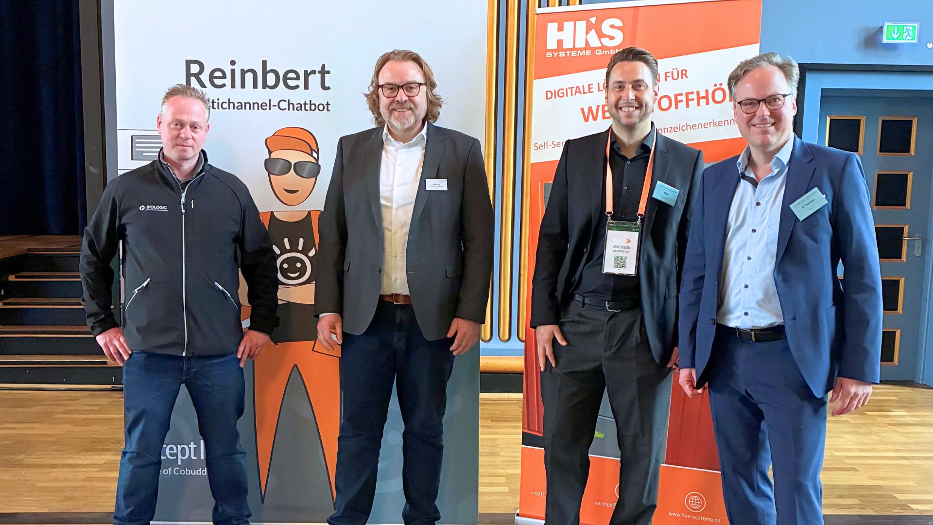 Bild von Mitarbeitenden der HKS und VKU